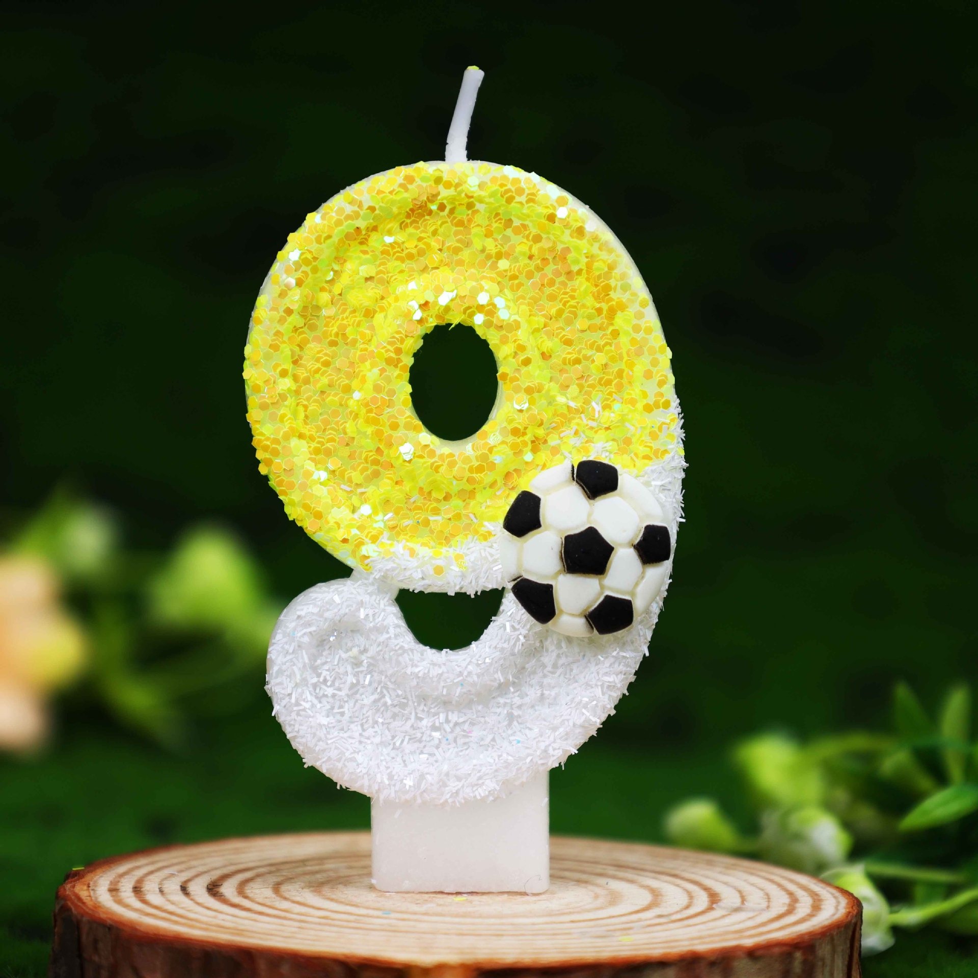 黄色と白のスパンコールスポーツフットボールデジタルバースデー - Candle Supplies Free Shipping のレビューと価格